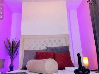 violeta-santanna Live Webcam on CamSoda