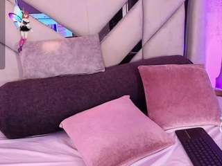 Violeta-Santanna live webcam show