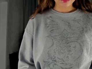 le modèle jessica-price est en webcam porno dans un show sur le site camsoda, il possède les tags suivants: ass,solo,ass bouncing,oil,orgasm,pussy,sexy,shaved pussy,skinny,smoking,spank,middle aged,spanking,strip,striptease,sweet,tattoos,tease,teen 18,twerk