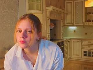 avrilciesluk webcam model