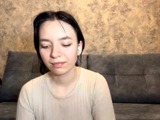 mikkihoversten webcam model