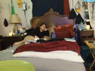 mullysgirl4ever live cam profile