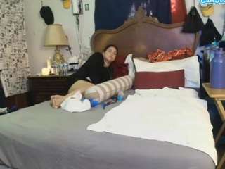 mullysgirl4ever live cam profile