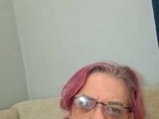 이 모델은 현재 라이브 중입니다. sapphicfootslut