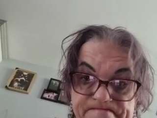 Live cam show with SapphicFootSlut