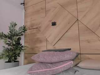 sofieblaze's CamSoda show and profile