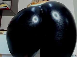 tykitaa Sex Cam Show