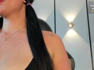 ashly-moonn