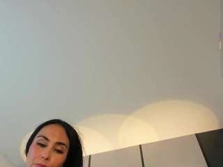 ashly-moonn
