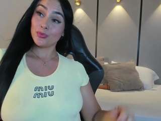 ashly-moonn