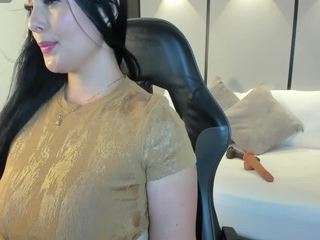 ashly-moonn