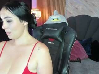 ashly-moonn