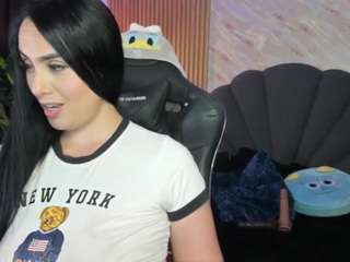 ashly-moonn