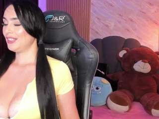 ashly-moonn