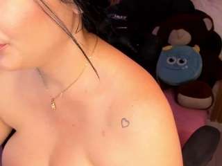 ashly-moonn