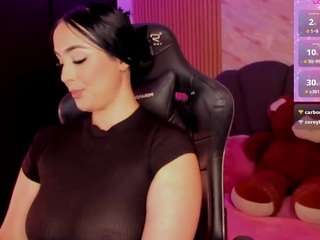 ashly-moonn