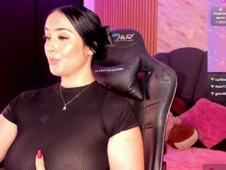 ashly-moonn