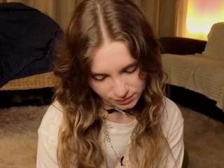 le modèle danillefranceschini est en webcam porno dans un show sur le site camsoda, il possède les tags suivants: athletic,brown eyes,dirty talk,doggy style,domination,drinking,lovense,skinny,tattoos,toys,blonde hair,hd,small tits