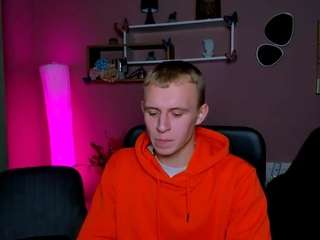  david-sunny chat room