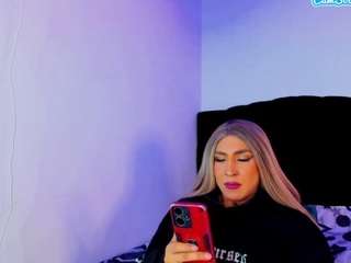 georginagiio Live Webcam on CamSoda