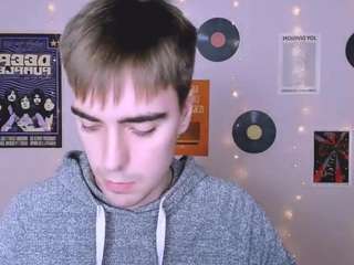  jokester-liam chat room