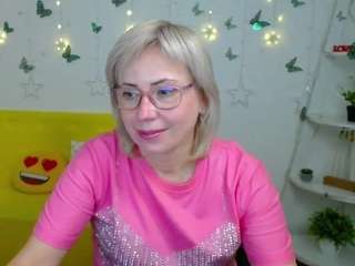 laurenwishy's CamSoda show and profile