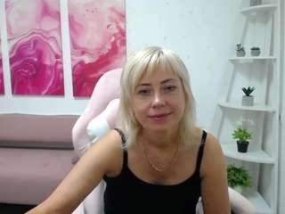 laurenwishy live profile