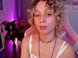 marywahlberg's CamSoda show and profile