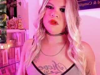 mistressperverttt live cam preview