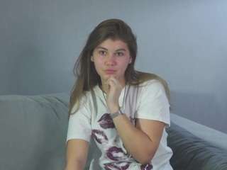 tiffanyhonsberge... Live Webcam on {site_name}