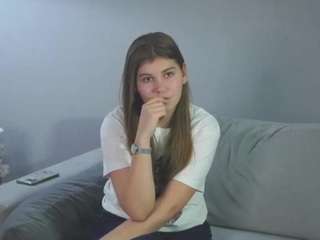 tiffanyhonsberge... Live Webcam on {site_name}