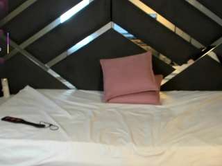 agatathompson webcam