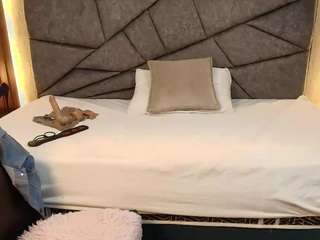 agatathompson live cam profile