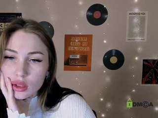  ariel-shadow chat room