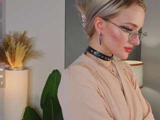 crystaduesterback webcam