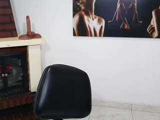 gracematuremilf Live Webcam on CamSoda