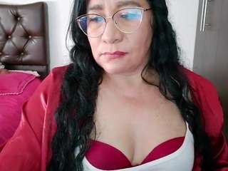Gracematuremilf's cam show statistics and live stream