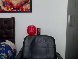 GraceMaturemilf live webcam show