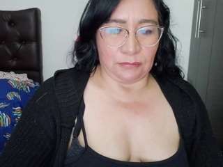 GraceMaturemilf live webcam show