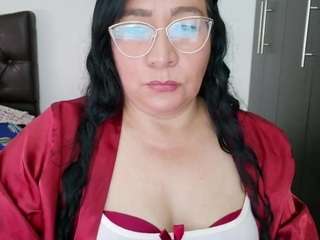 GraceMaturemilf live webcam show