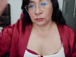 GraceMaturemilf live webcam show
