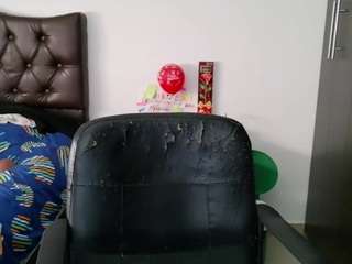 gracematuremilf's live room