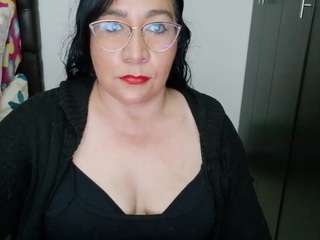 GraceMaturemilf live cam preview
