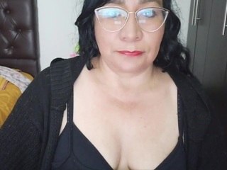GraceMaturemilf live cam preview