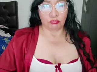 Live cam show with GraceMaturemilf - Mature on WildCum