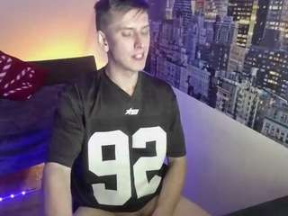 kinkyalecx webcam model