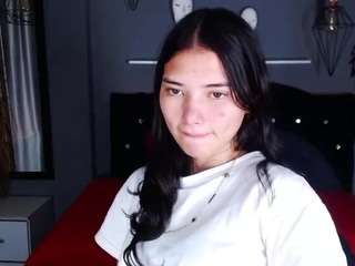 lizziesweets live webcam on Soda Cams