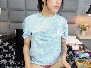 lunabellaa3 Live Webcam on CamSoda