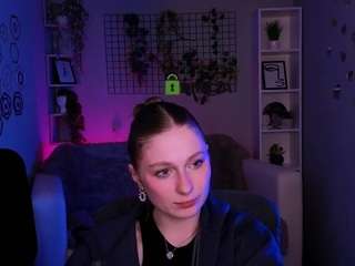 le modèle mary-meow-hot est en webcam porno dans un show sur le site camsoda, il possède les tags suivants: brown eyes,no drinking,twerk,tease,strip,smoking,skinny,sexy,sexting,play,oil,nude,no smoking,natural,cute,moaning,lush,huge tits,hot,horny