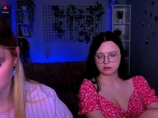 mary-meow-hot Live Webcam on CamSoda